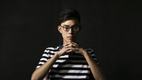 エンジニア2年目の平均年収はどのくらい?年収に影響するポイントや転職で年収アップできる可能性についても解説