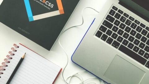 フロントエンドエンジニアはつらい?よくある悩みと打開策、転職、キャリアチェンジについて解説